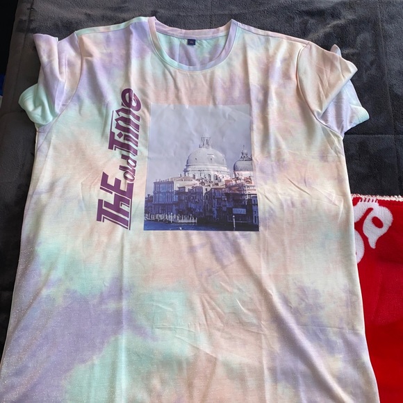 T-shirt - Picture 2 of 3